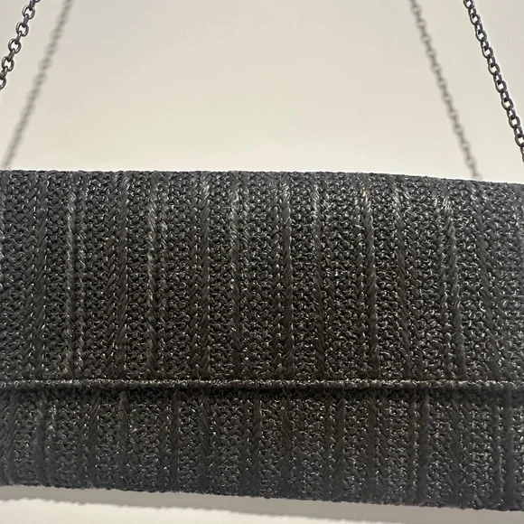 Summer Essential Raffia Clutch bag - Picture 3 of 8